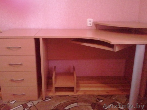 PRODAYU KOMPYUTERNIY STOL - Изображение #1, Объявление #376015