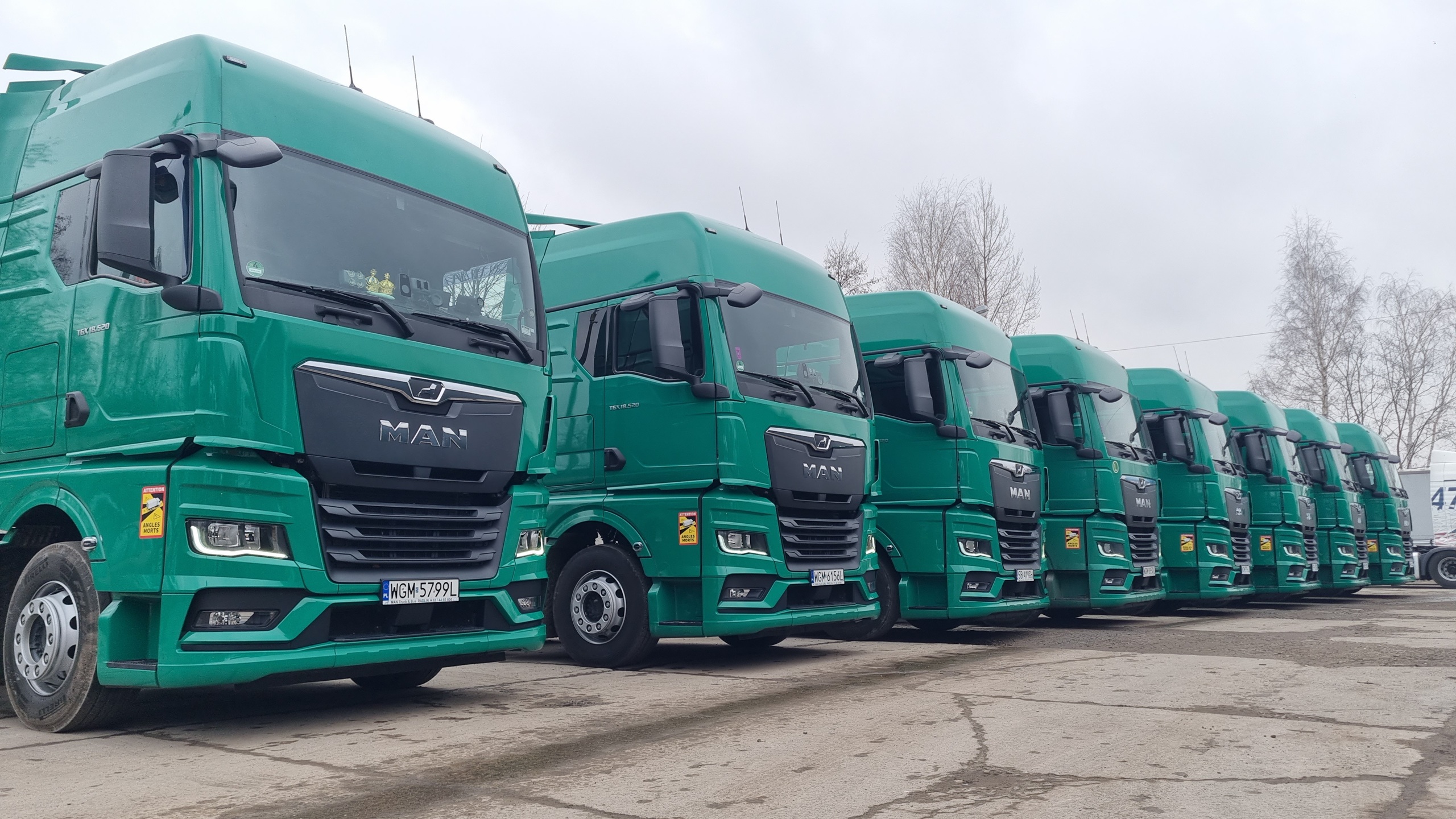 Вакансия для водителей C+E без посредников. Современные грузовики - Изображение #1, Объявление #1749124