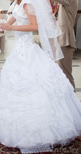 Продам свадебное платье, р-р 42-46,рост 170-185 - Изображение #3, Объявление #572375