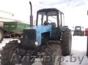 Трактор МТЗ-1221
