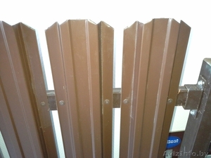 Металлический штакетник для ограждений.