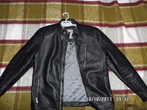 Продам :НОВАЯ Куртка из кожзама.Рост 175-180см.Размер-М - Изображение #1, Объявление #1588676