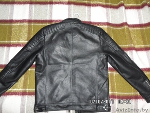 Продам :НОВАЯ Куртка из кожзама.Рост 175-180см.Размер-М - Изображение #3, Объявление #1588676