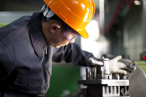 Слесарь польша