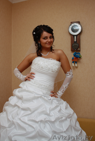 Продам шикарное, оригинальное свадебное платье - Изображение #2, Объявление #287486