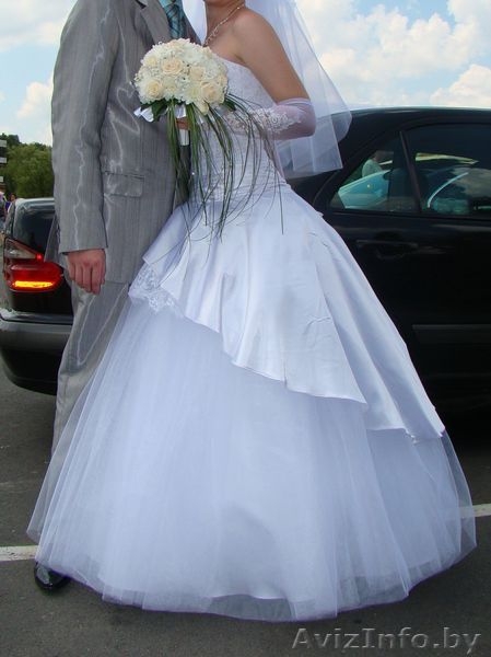 Продам свадебное платье, сшитое по индивидуальному заказу. - Изображение #2, Объявление #600562